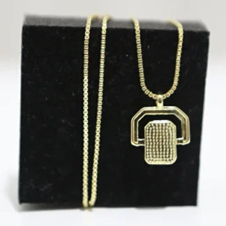 LUXON COLLECTION DİKDÖRTGEN TAŞ FİGÜRLÜ ÇELİK GOLD KOLYE